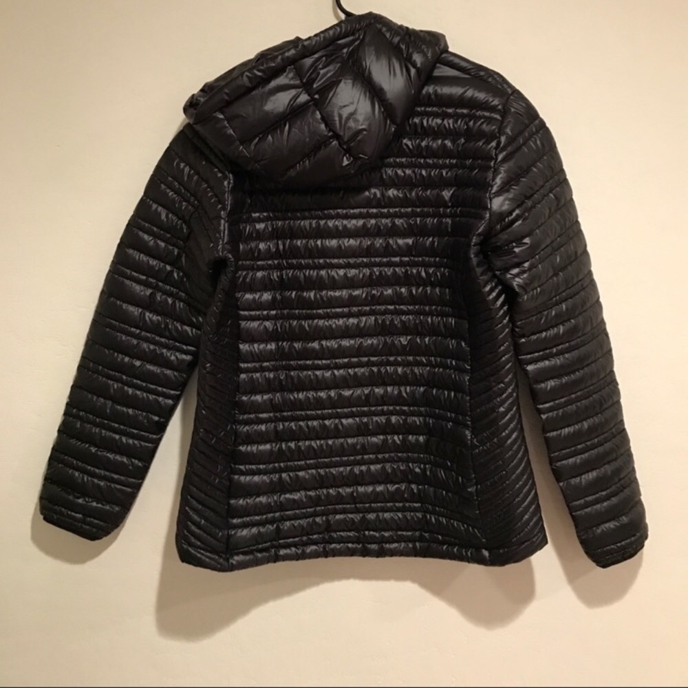 Women’s Patagonia ultralight down jacket size L